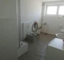 8ec5b0c5-78ca-461a-8c12-9767fc30920c-1382726088.jp