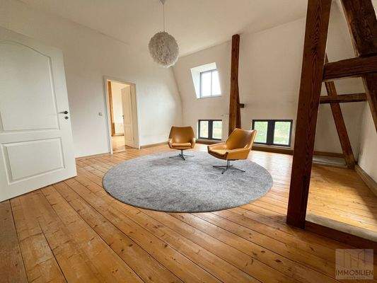 OG rechts – Wohnzimmer 