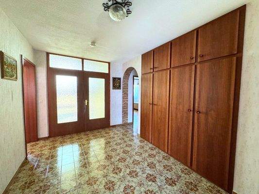 Wohnungseingang - EG