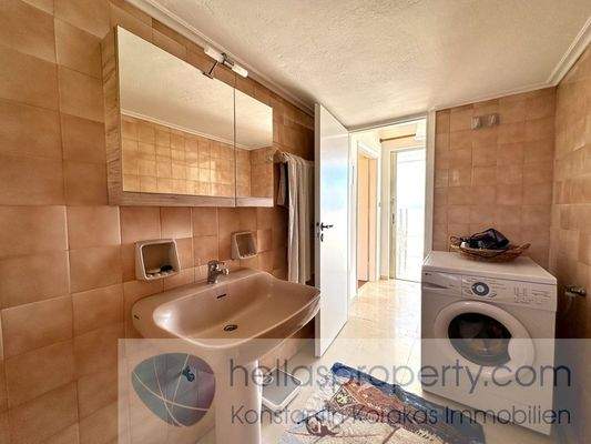 img_8f798cde-46ed-4de9-a0e4-5c658bb47f7d