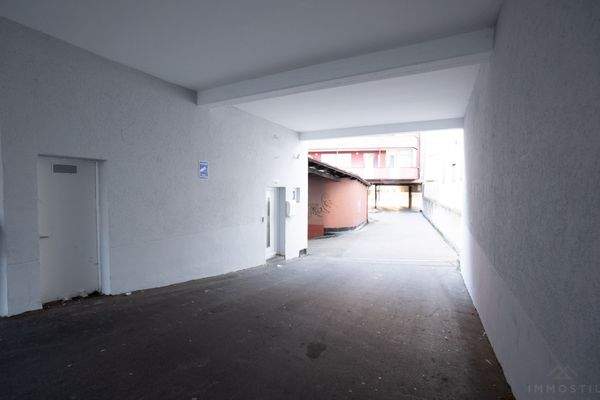 Einfahrt 1 - von Berlinerstraße