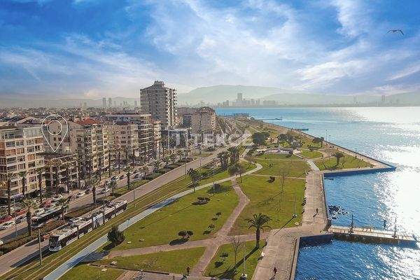 Spacious Beachfront Apartments with Sea View in Bostanlı İzmir