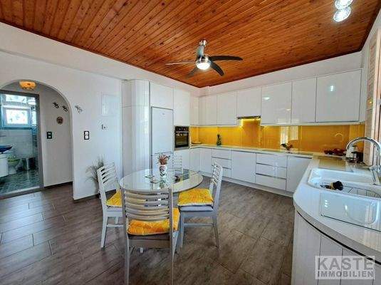 Küche
