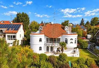 Villa Luftaufnahme