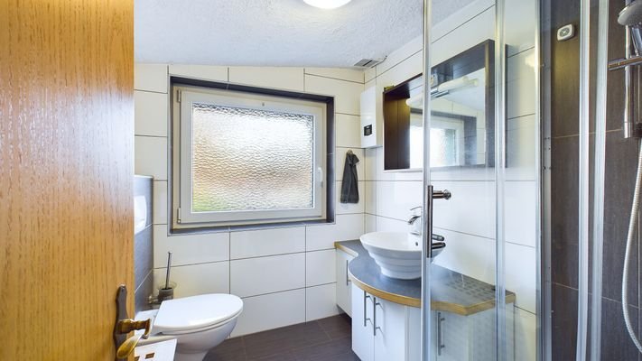 Badezimmer Obergeschoss Wohnung (Anbau)