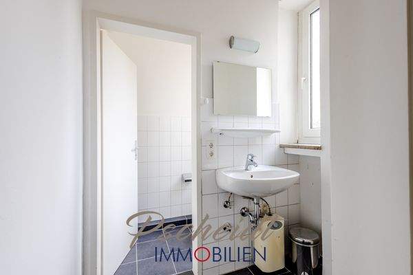 WC mit Vorraum