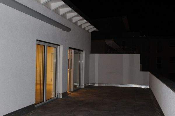 Dachterrasse bei Nacht