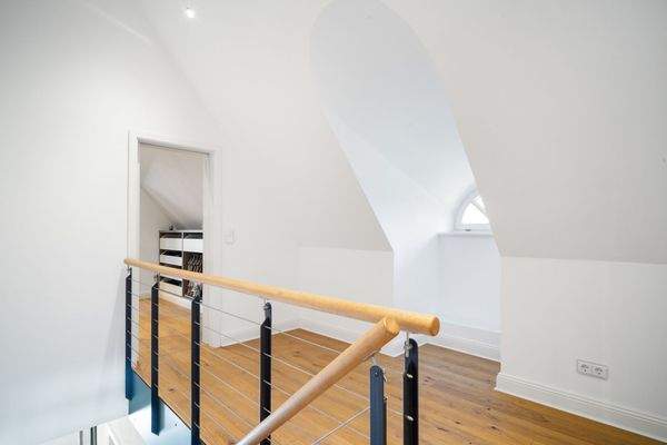 Aufgang ins Dachgeschoss