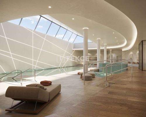 Spacious Apartments in Complex with Rich Amenities in Estepona