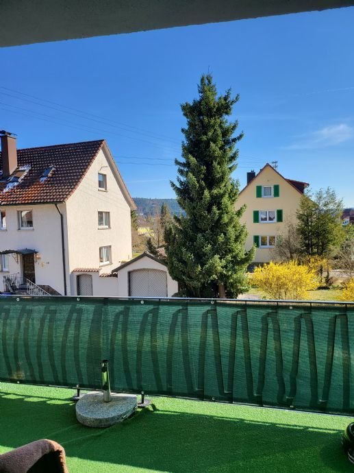 *****Renditeobjekt*****Mehrfamilienhaus mit 5 Wohneinheiten, mit Garten & Garagen in guter ruhiger Lage von Möhringen*****