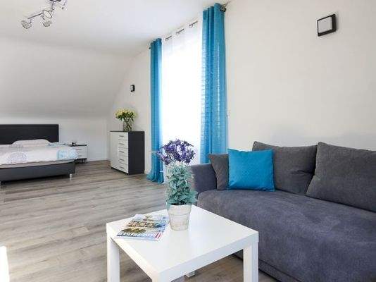 144 1 Couch (1 von 1)