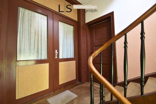 Wohnungszugang | 1. OG