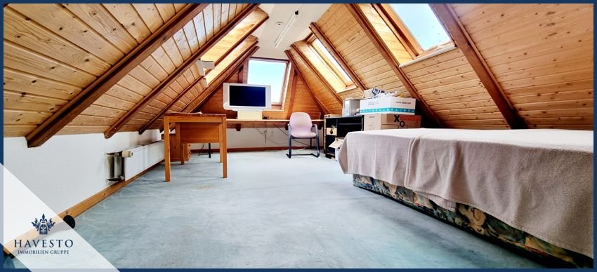 Blick in das gemütliche Atelierzimmer