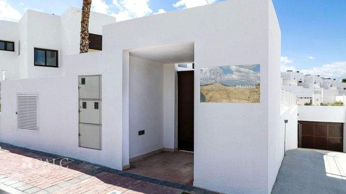 9f216637-4772-4195-9d50-d31713a63c7c