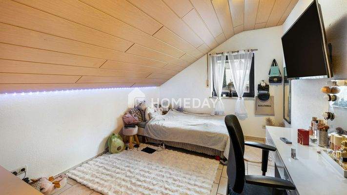 Haus 1 1. OG Kinderzimmer 1