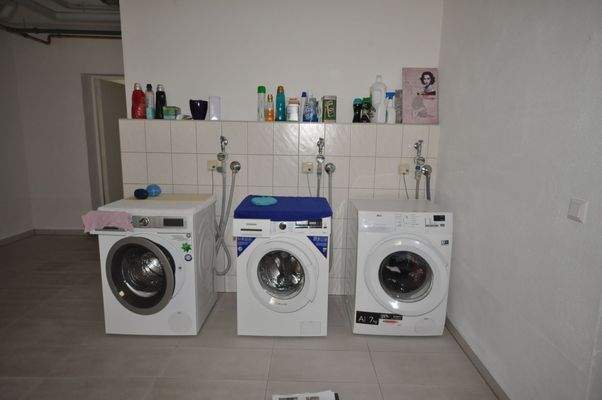 17 Wasch- und Trockenraum.JPG