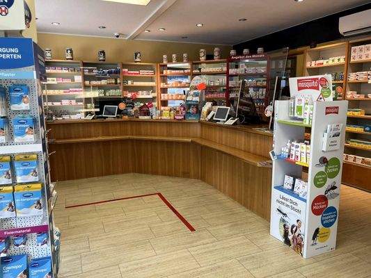 Verkaufsraum mit Theke