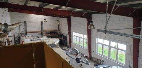 Höchberg Halle, Höchberg Hallenfläche