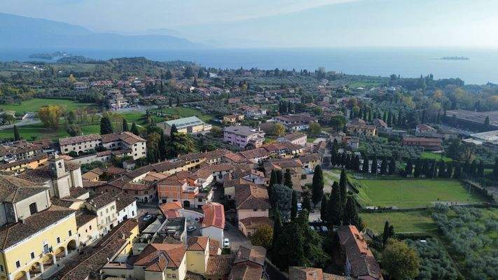 dji_fly_20241120_120020_328_1732100544456_photo_op