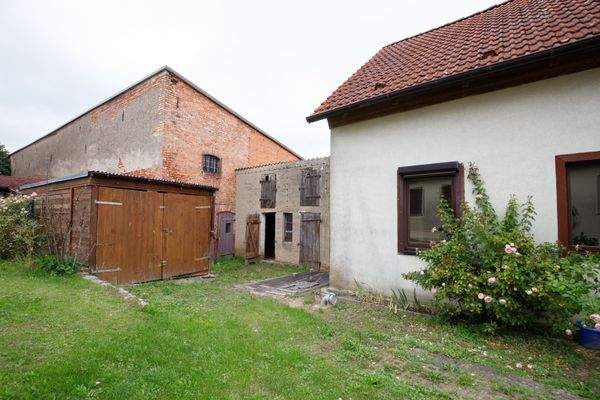 23 - Garagenstellplatz.jpg