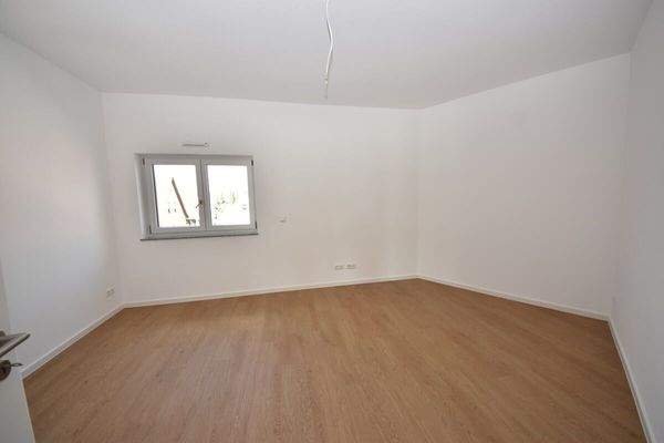 Schlafzimmer 1 von 3