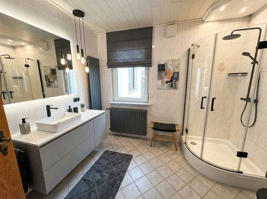 Einrichtungsbeispiel Badezimmer EG