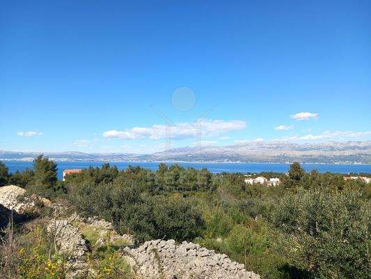 Baugrundstück mit fantastischer Aussicht auf Adria