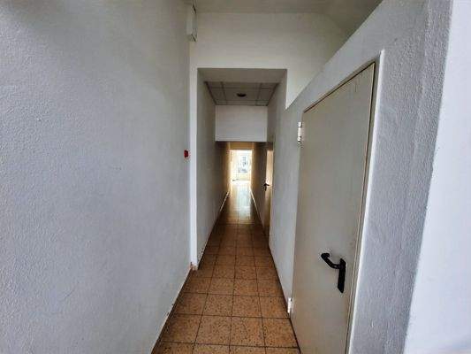 Hausflur Eingang Parkplatz