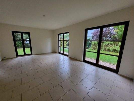 Helles Wohnzimmer EG