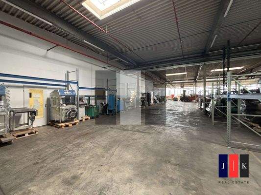 Halle Innenansicht 2