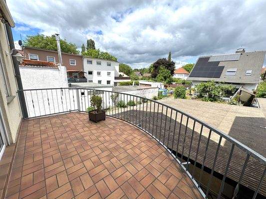 FS11 Ansicht Balkon 1.OG.jpg