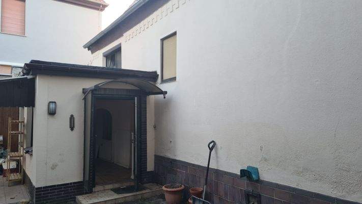 03 Eingang Anbau.jpg