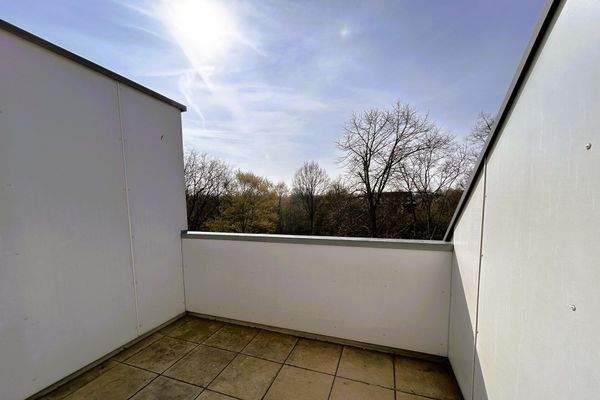 Blick nach draußen-26-132029-2026_CaseConflict