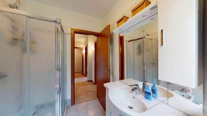 NA-072-9-Appartamento-arredato-con-corte-esclusiva