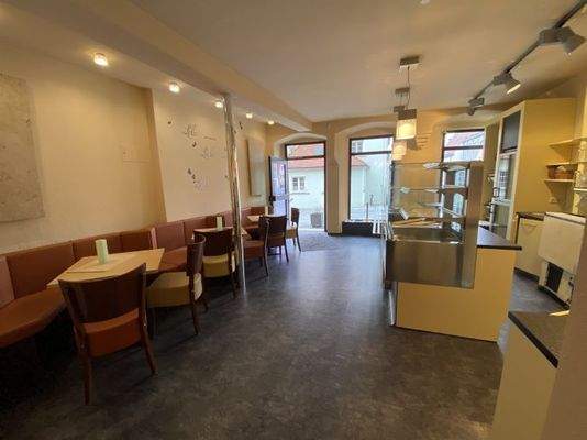 Gemütliches Café im Zentrum von Weißenburg neu zu vermieten