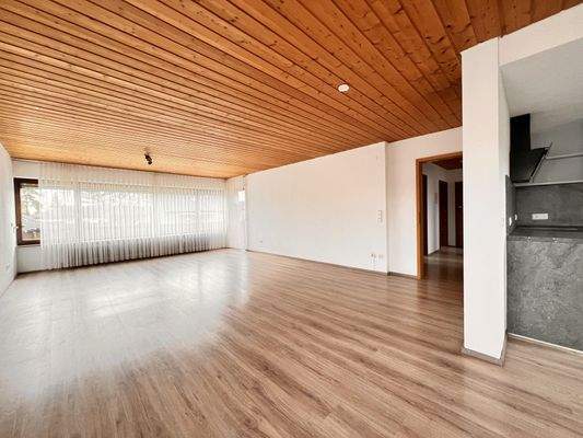 Sehr großer Wohnraum