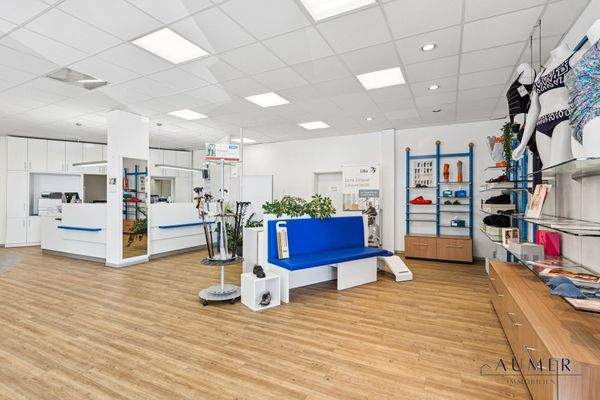 backbone_551438-A_211_WEB