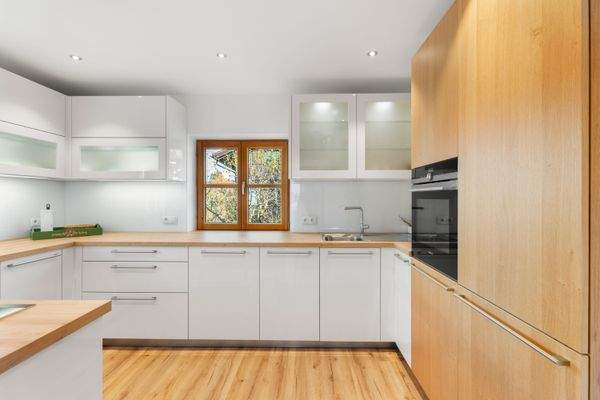 EBK mit Miele-Geräten