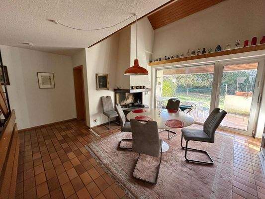 Essbereich offener Kamin