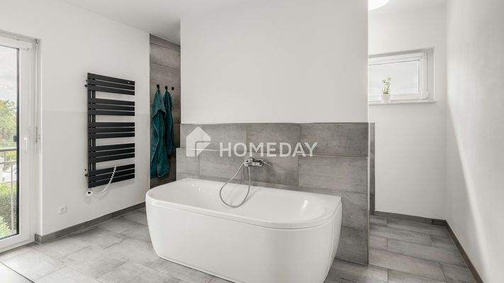 1. OG Badezimmer 1 2