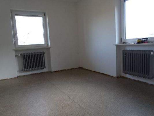 Wohnen UG - teilrenoviert