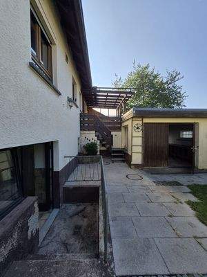 Haus Rückseite mit Werkstatt