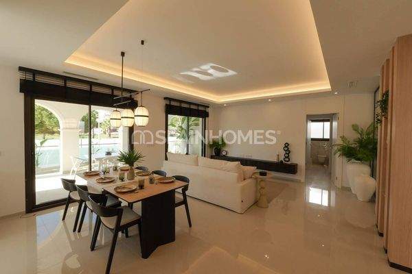 Villa with Pool and Solarium in Ciudad Quesada