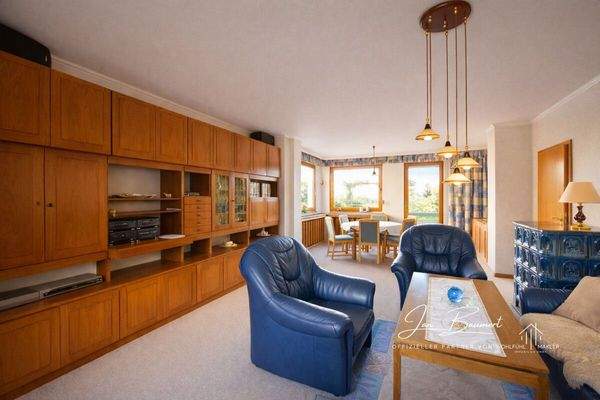 Wohn- und Esszimmer (1)