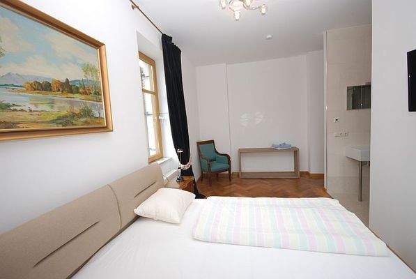 4-Zimmer-Ferienwohnung-AW5-2-013-sz 2 2.jpg