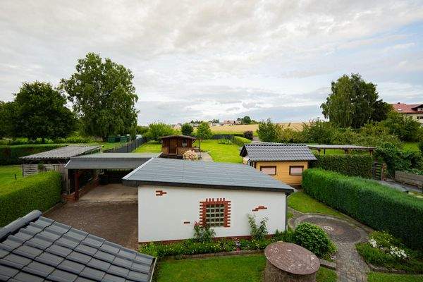 Blick vom Balkon OG hinteres Haus