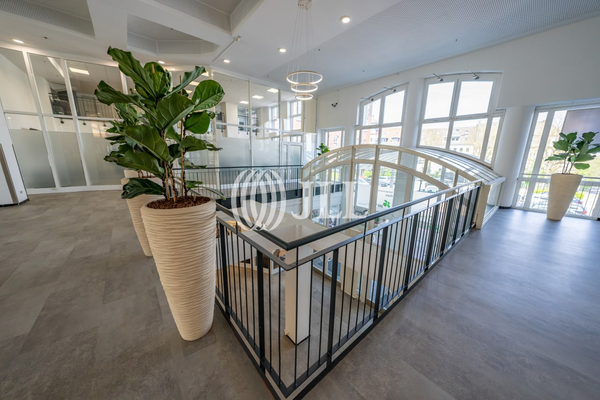 ET - Atrium