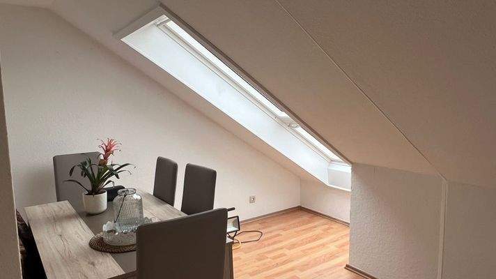 Wohnzimmer mit Essecke