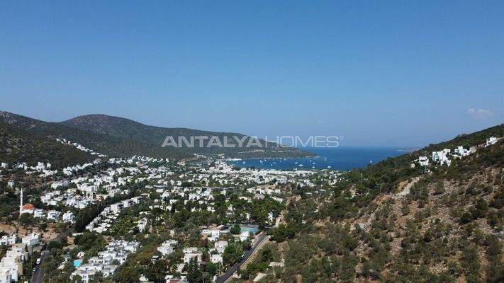 Stylish Villas with Private Pool and Garden in Bodrum