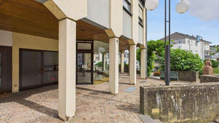 Außenansicht (Eingang)